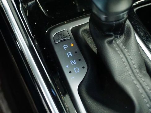 Used 2023 Kia Sorento SX image 66