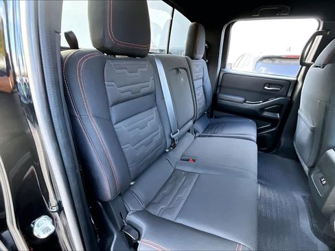 Used 2022 Nissan Frontier Pro-X w/ Technology Package image 19