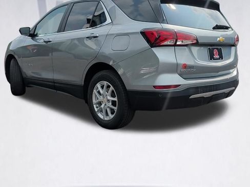 Used 2024 Chevrolet Equinox LT AWD/4WD image 3