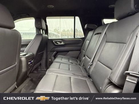 Used 2021 Chevrolet Tahoe LT w/ Luxury Package RWD image 31