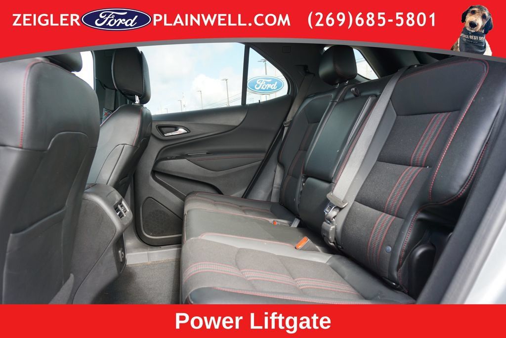 Used 2023 Chevrolet Equinox RS w/ LPO, Floor Liner Package FWD image 12