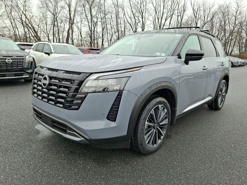 New 2026 Nissan Pathfinder Platinum AWD/4WD image 2