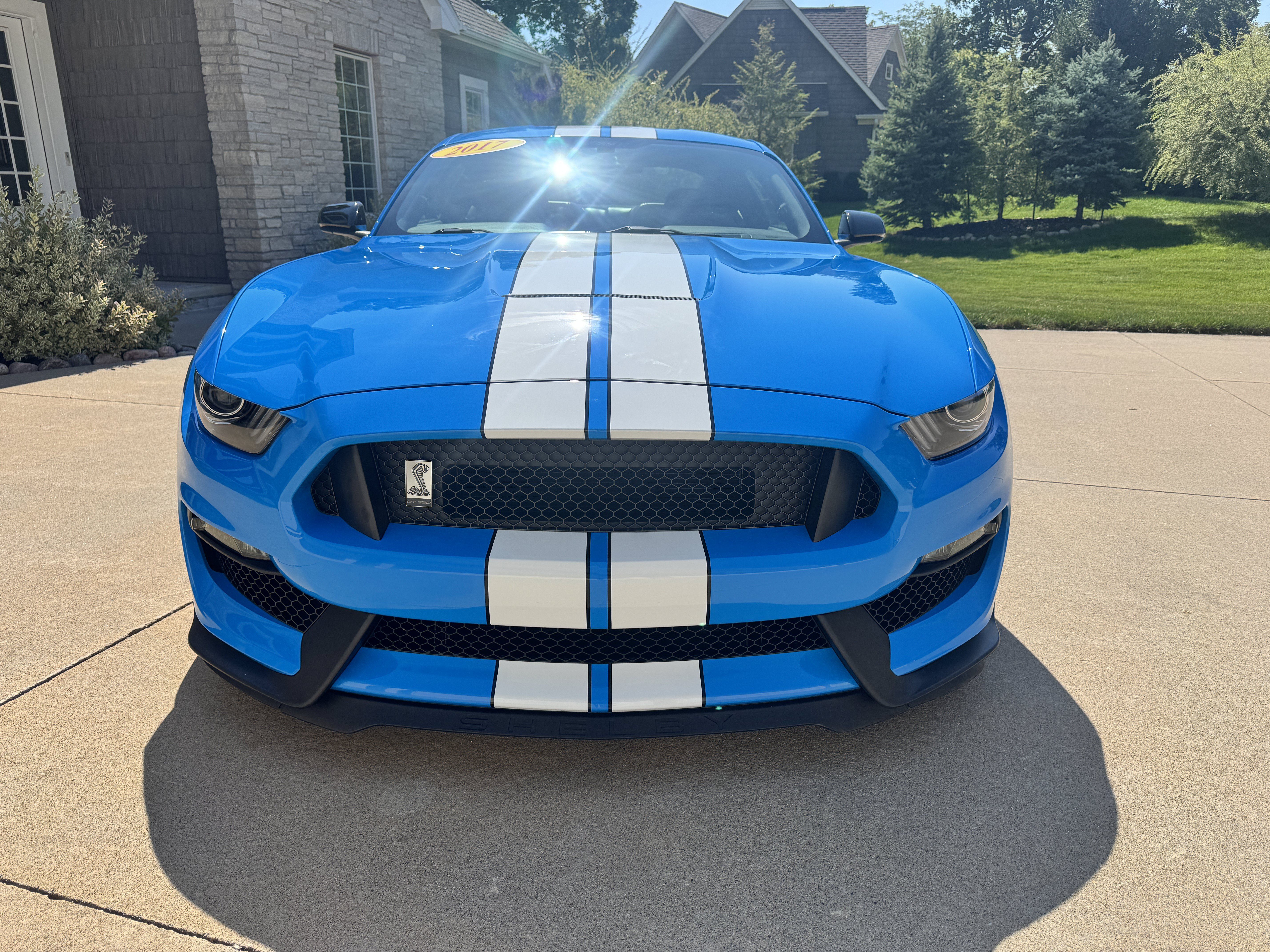 Used 2017 Ford Mustang Shelby GT350 RWD image 8
