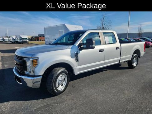 Used 2019 Ford F250 XL w/ Power Equipment Group image 3