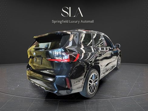 Used 2026 BMW X1 xDrive28i w/ M Sport Package image 2