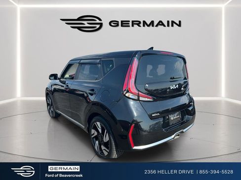 Used 2023 Kia Soul GT-Line FWD image 5