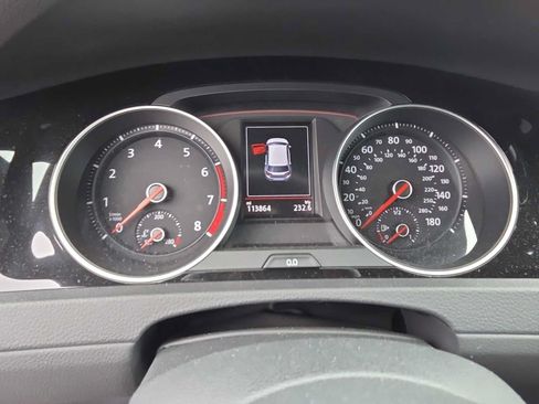 Used 2019 Volkswagen GTI SE FWD image 14