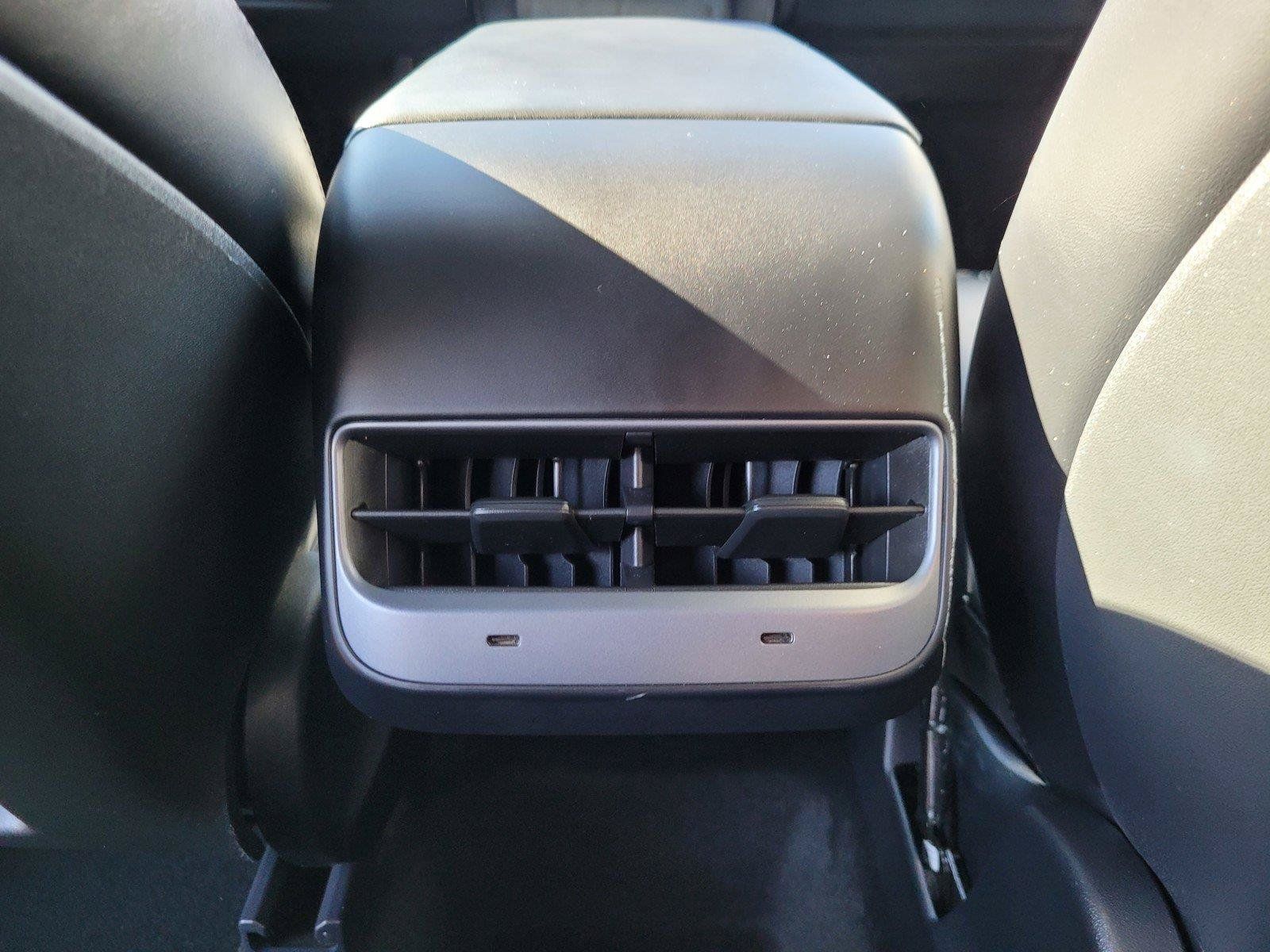 Used 2023 Tesla Model Y Long Range AWD/4WD image 17