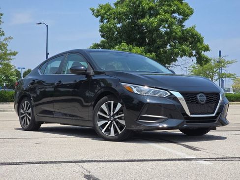 Used 2023 Nissan Sentra SV w/ SV Premium Package FWD image 2
