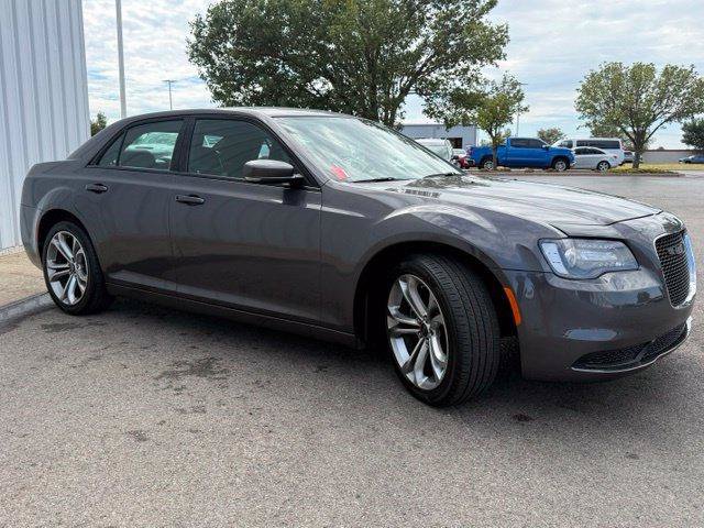 Used 2021 Chrysler 300 S RWD image 17