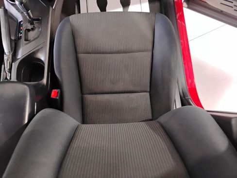 Used 2015 Toyota RAV4 LE FWD image 50