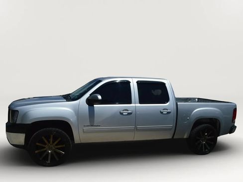 Used 2013 GMC Sierra 1500 SLT w/ SLT Convenience Package AWD/4WD image 5