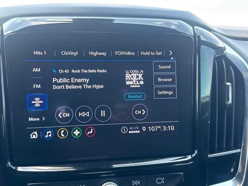 Used 2023 Chevrolet Traverse LT FWD image 44