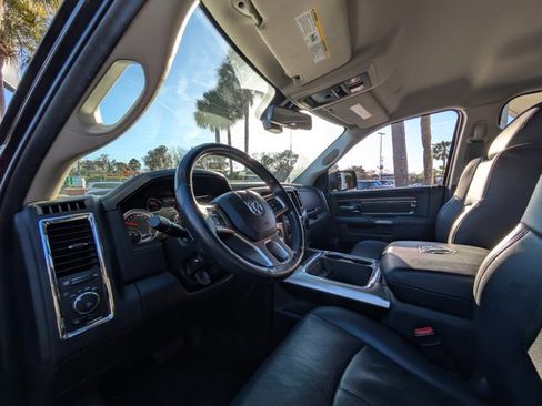 Used 2018 RAM 1500 Laramie w/ Convenience Group image 15