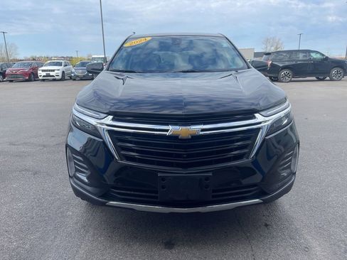 Used 2024 Chevrolet Equinox LT AWD/4WD image 2