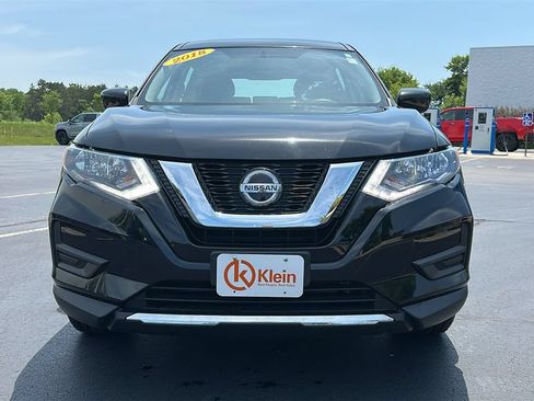 Used 2018 Nissan Rogue S AWD/4WD image 2