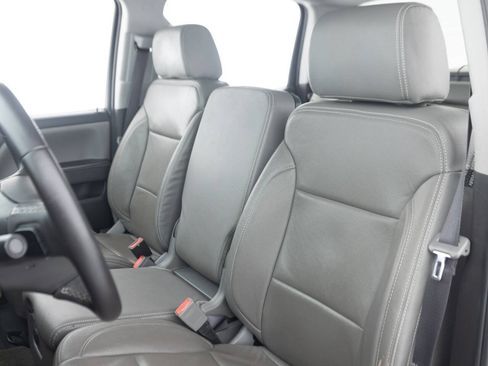 Used 2017 Chevrolet Silverado 1500 LT w/ All Star Edition RWD image 27
