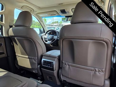 Used 2023 Lexus GX 460 Luxury w/ Accessory Package image 20