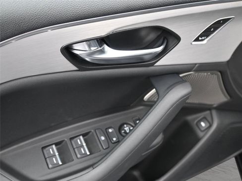 Certified 2023 Acura TLX w/Tech image 8