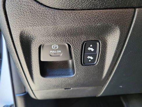 Used 2022 RAM 1500 Big Horn AWD/4WD image 26