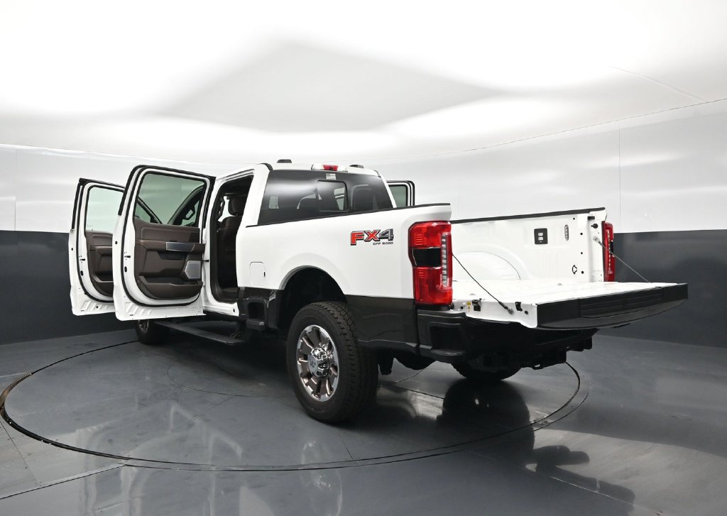 Used 2025 Ford F250 King Ranch AWD/4WD image 32