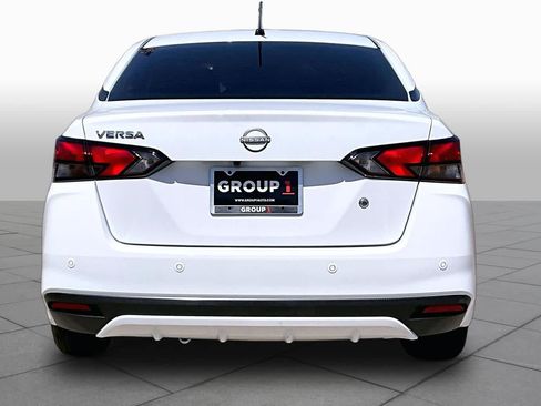 Used 2025 Nissan Versa S w/ Trunk Package FWD image 5