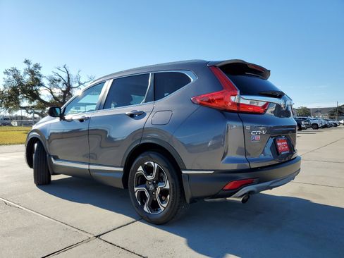 Used 2018 Honda CR-V Touring image 7