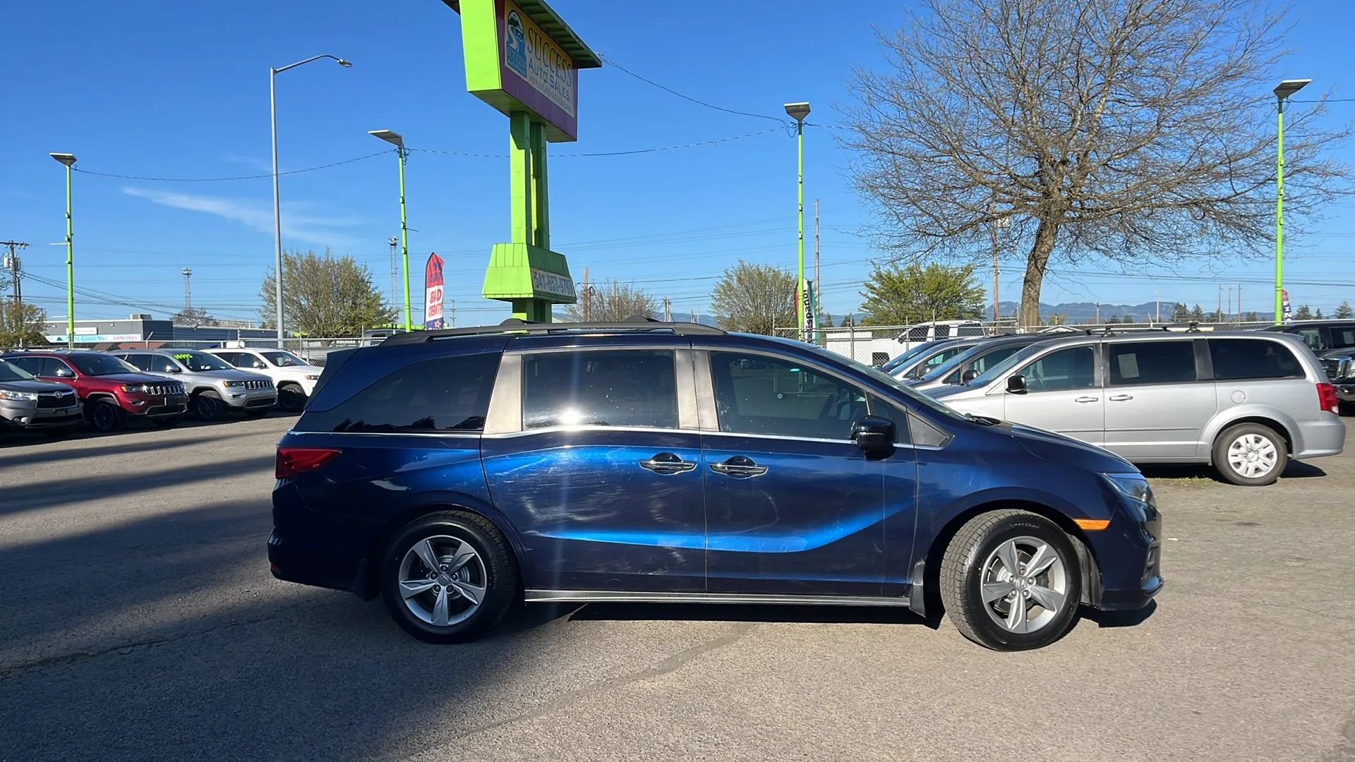 Used 2018 Honda Odyssey EX-L image 2