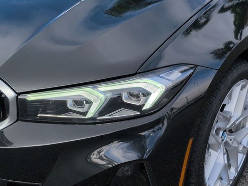 Used 2025 BMW 330i 330i w/ Convenience Package image 6