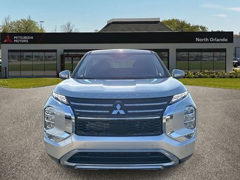 New 2026 Mitsubishi Outlander SE image 8