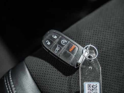 Used 2022 Dodge Durango GT image 54