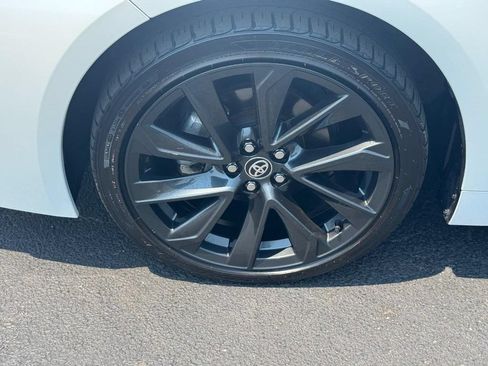 Used 2023 Toyota Corolla SE w/ SE Premium Package FWD image 10