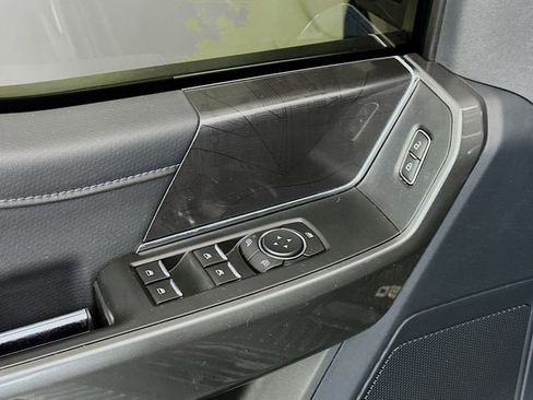 Used 2022 Ford F150 XLT w/ Equipment Group 302A High image 18