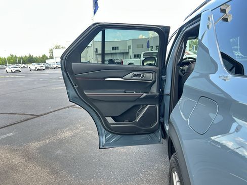 New 2026 Ford Explorer ST-Line w/ ST-Line Street Pack RWD image 19