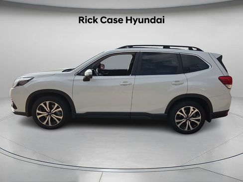 Used 2023 Subaru Forester Limited image 3