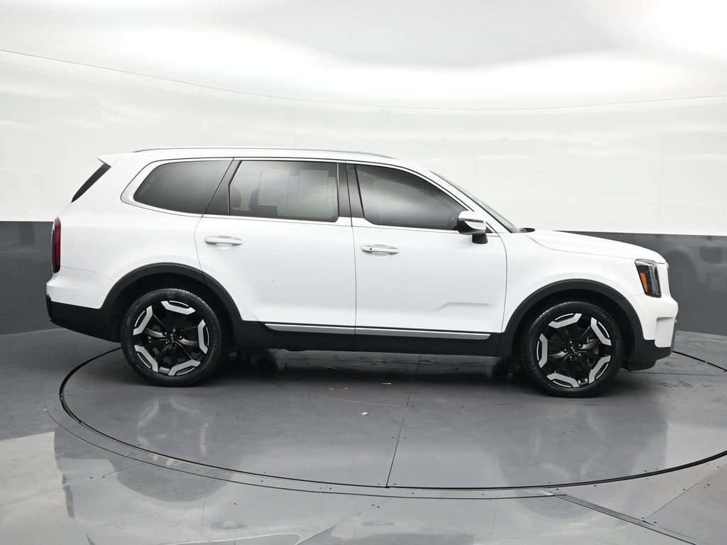 Used 2023 Kia Telluride S AWD/4WD image 7
