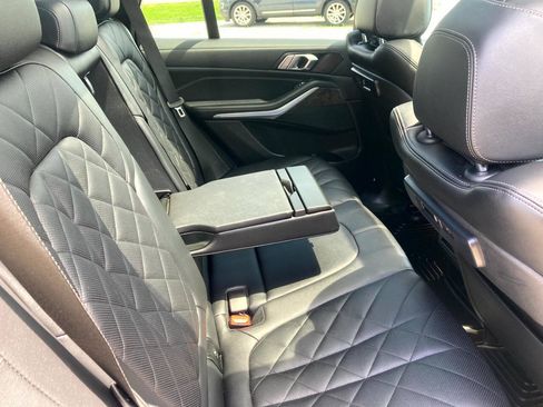 Used 2023 BMW X5 xDrive40i AWD/4WD image 13