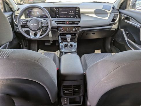 Certified 2026 Kia Seltos LX FWD image 14