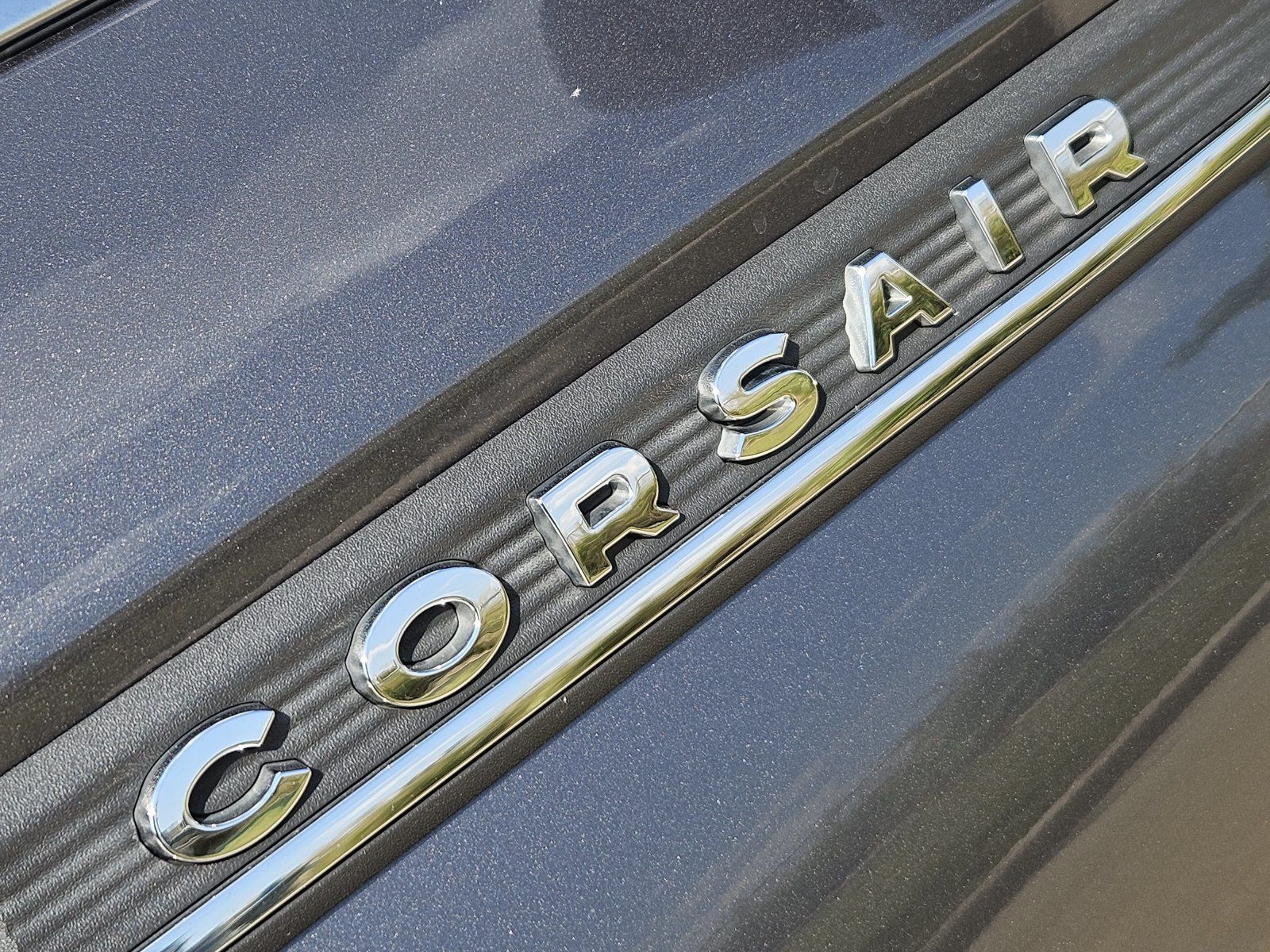 Used 2021 Lincoln Corsair Reserve FWD image 12