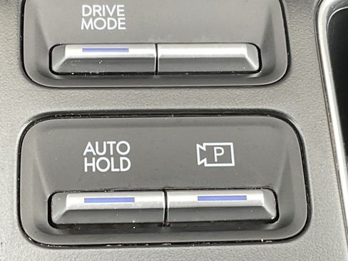 Used 2025 Hyundai Sonata SEL FWD image 16