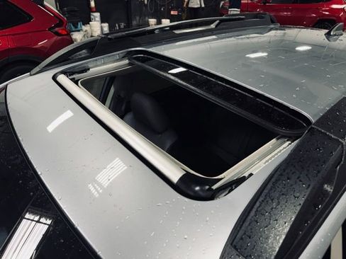 Used 2024 Subaru Outback Limited image 11