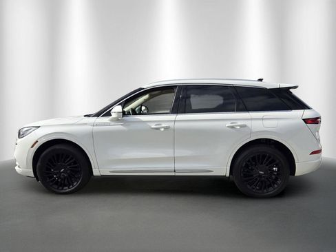 Used 2021 Lincoln Corsair Reserve FWD image 4