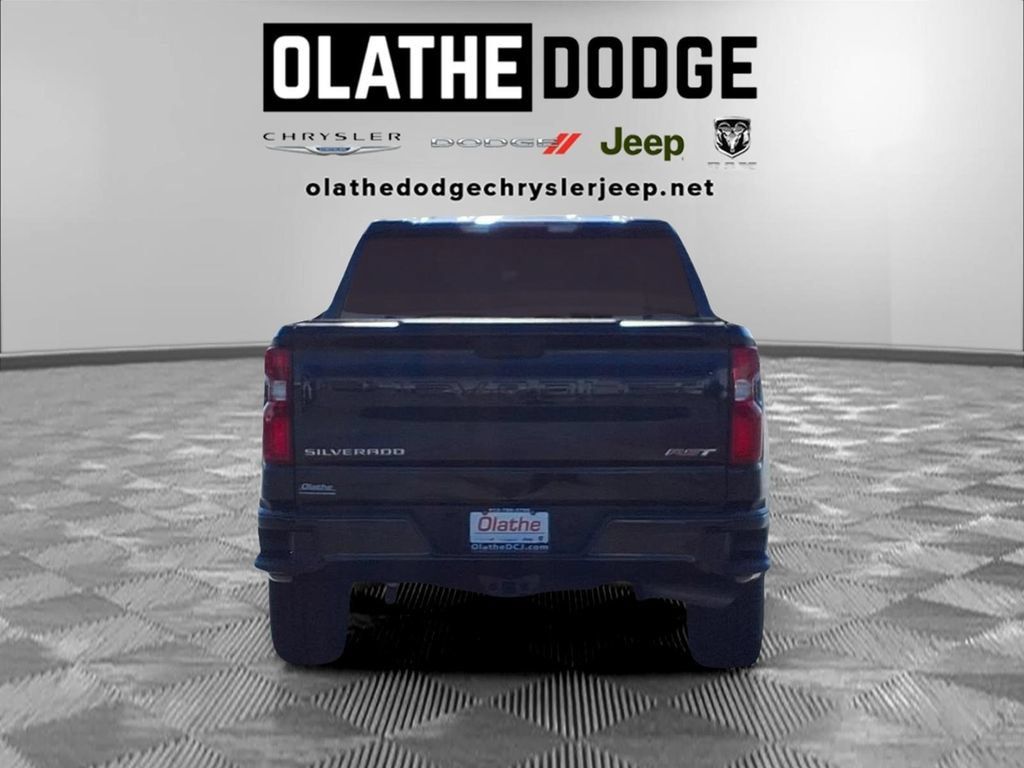 Used 2026 Chevrolet Silverado 1500 RST w/ RST Select Package AWD/4WD image 28