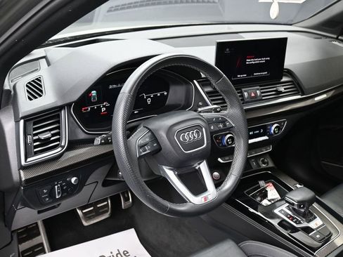 Used 2023 Audi SQ5 Prestige w/ Prestige Package image 19