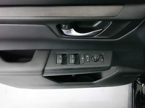 Used 2025 Honda CR-V EX image 11