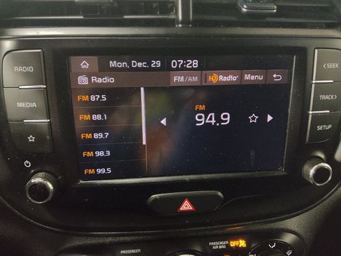 Used 2024 Kia Soul LX w/ Option Group 015 image 25