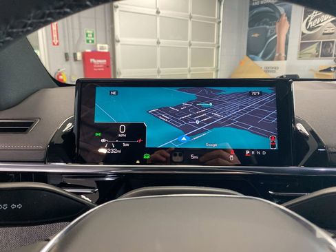 New 2026 GMC Sierra EV Elevation image 19