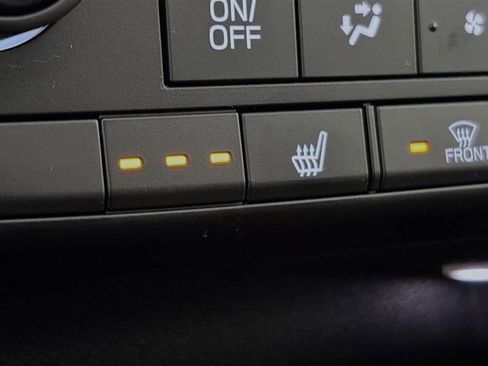 New 2026 Subaru Outback Premium image 19