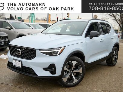 New 2026 Volvo XC40 B5 Plus w/ Climate Package