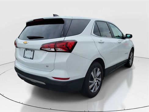 Used 2024 Chevrolet Equinox LT FWD image 4